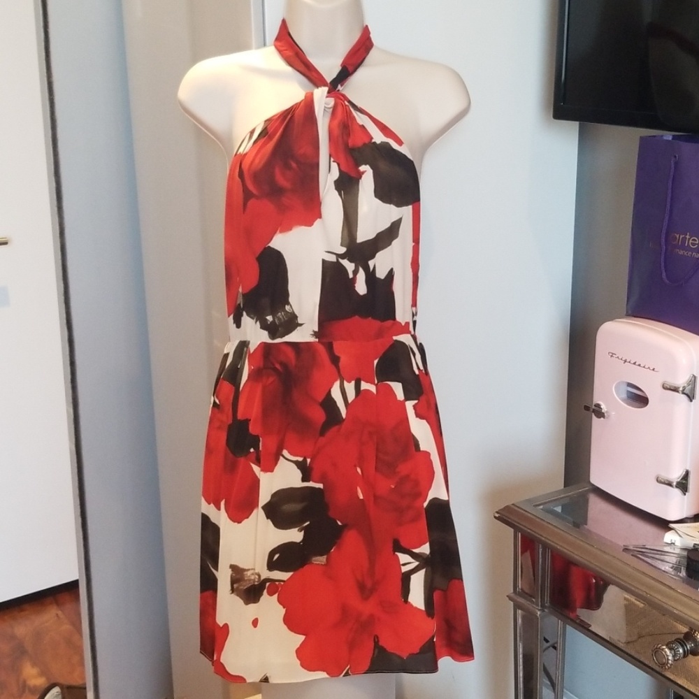 Alice & Olivia Stunning floral halter dress